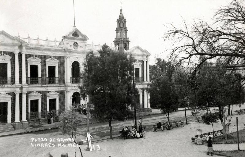 Plaza de Armas de Linares