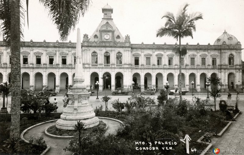 Plaza y Palacio Municipal de Córdoba