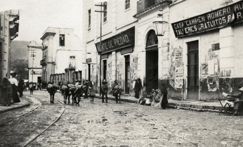 Monte de Piedad y Casa Carmen Romero Rubio