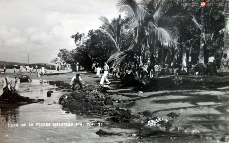 Isla de La Piedra ( Circulada el 11 de Septiembre de 1942 ).