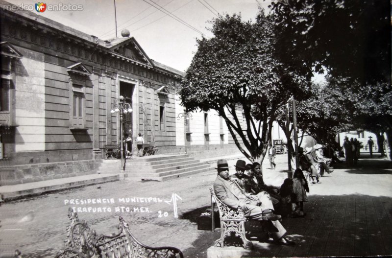 La Presidencia Municipal.