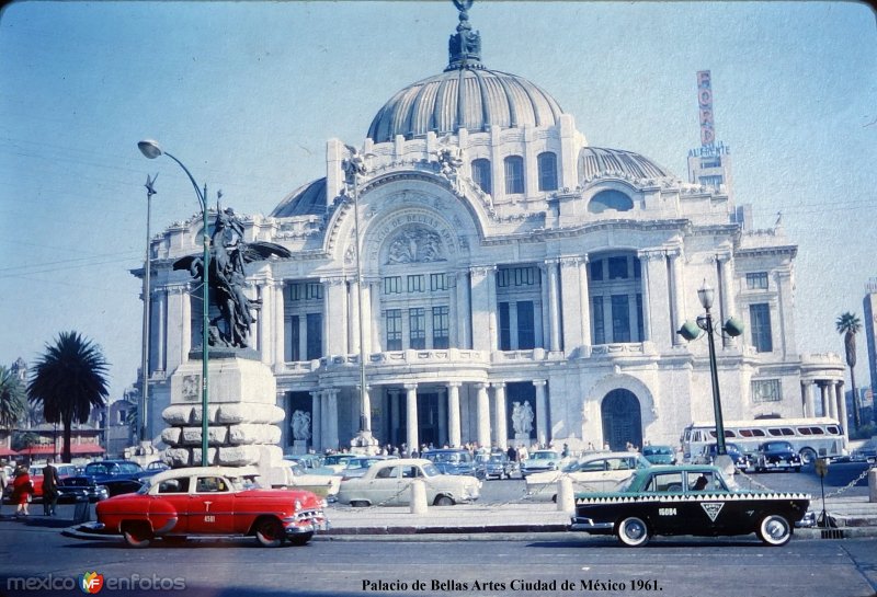 Palacio de Bellas Artes Ciudad de México 1961.