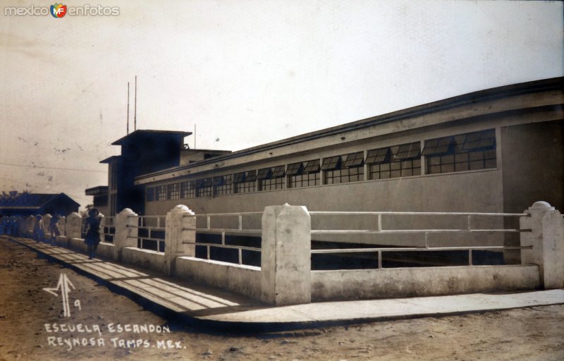 Escuela Escandon ( Circulada el 20 de Abril de 1942 ).