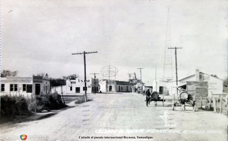 Calzada al puente internacional Reynosa, Tamaulipas.