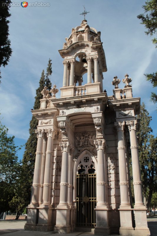 Mausoleo de Villa