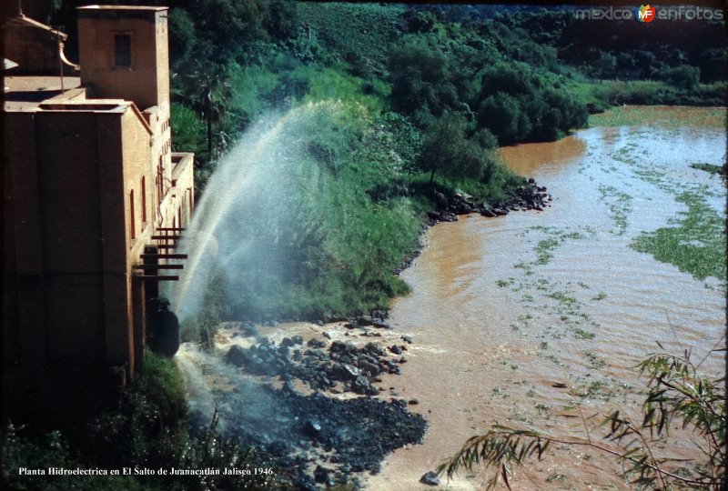 Planta Hidroelectrica en El Salto de Juanacatlán Jalisco 1946