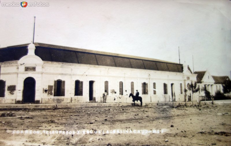 Correos Telegrafos y Escuela.