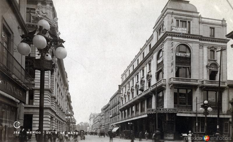 Avenida 5 de Mayo y tienda La Palestina