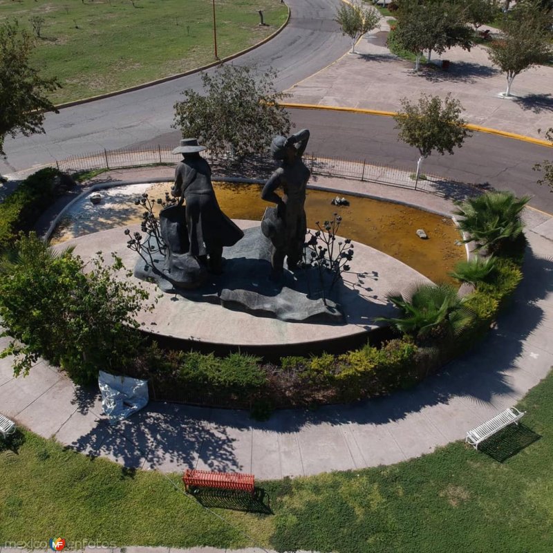 Monumento a las Piscadoras, Ciudad Delicias Chih.