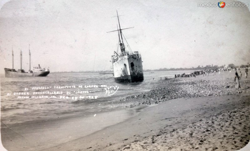 Barco el Progreso Transporte de carga nacional al querer desencallarlo el barbo el Sonora ( Circulada el 27 de Febrero de 1935).