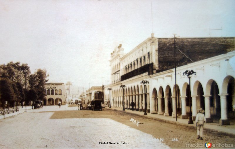 Escena callejera Ciudad Guzmán, Jalisco .