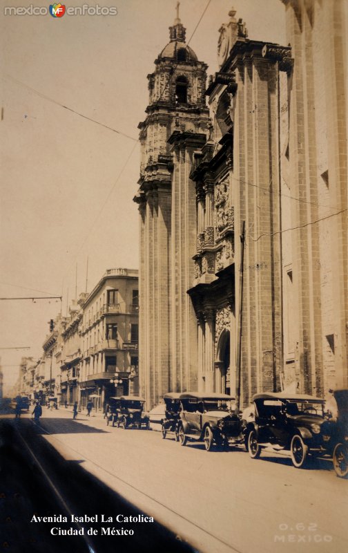 Avenida Isabel La Catolica Ciudad de México.