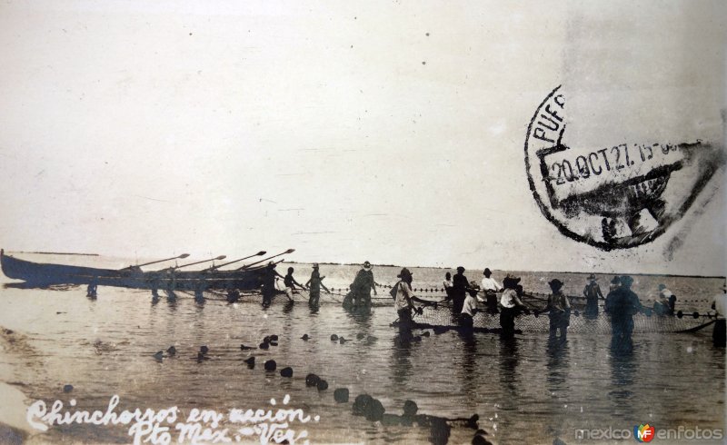 Chinchorros en accion Puerto Mexico ( Circulada el 20 de Octubre de 1927 ).