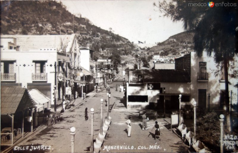 Calle Juarez. ( Circulada el 22 de Diciembre de 1942 ).