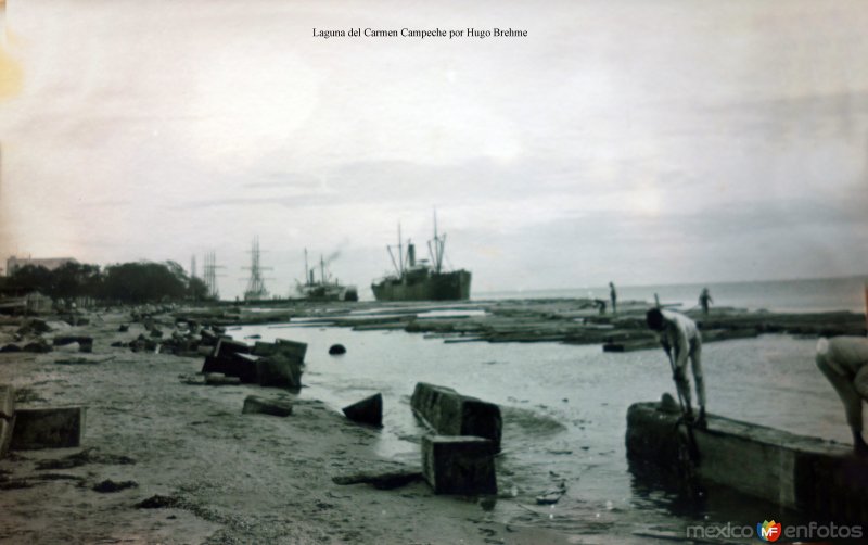 Laguna del Carmen Campeche por el Fotógrafo Hugo Brehme.