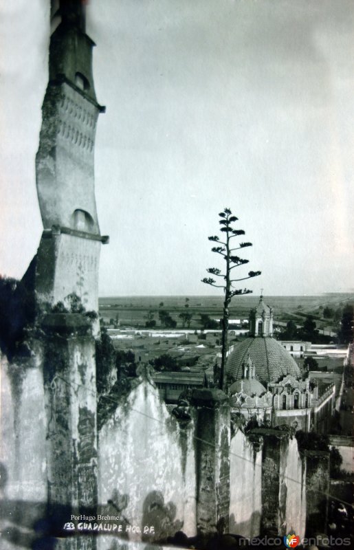 Capilla del Pocito Guadalupe Hidalgo  por el Fotógrafo Hugo Brehme.