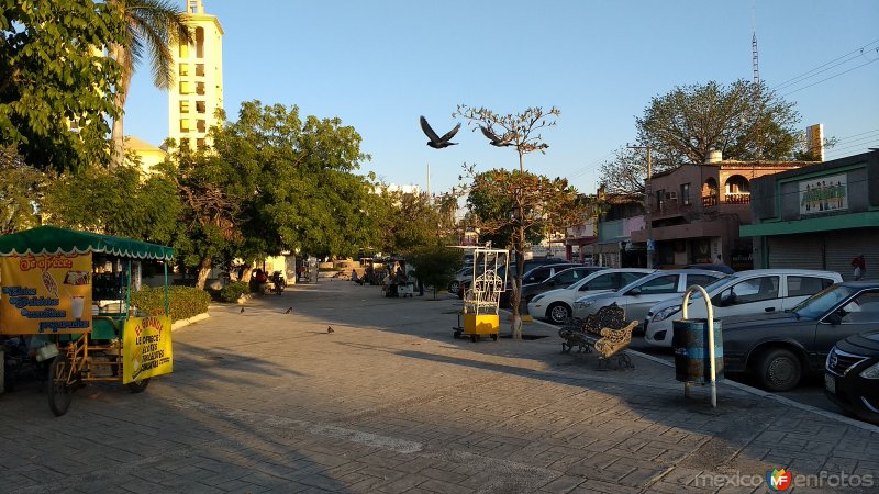 Plaza Plutarco Elías Calles