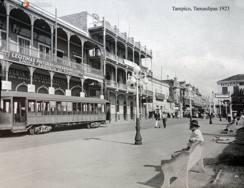 Escena callejera de Tampico, Tamaulipas 1923.