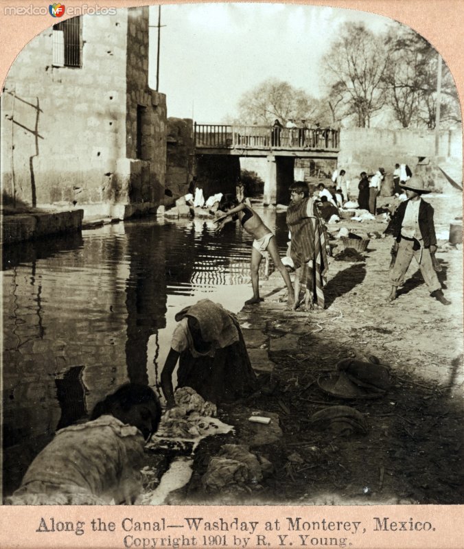 Lavanderas sobre el canal 1901