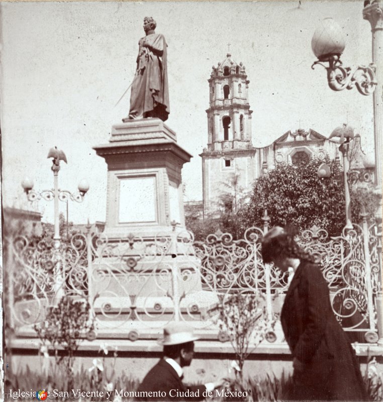 Jardín de San Fernando, Parroquia de San Fernando y estatua de Vicente Guerrero