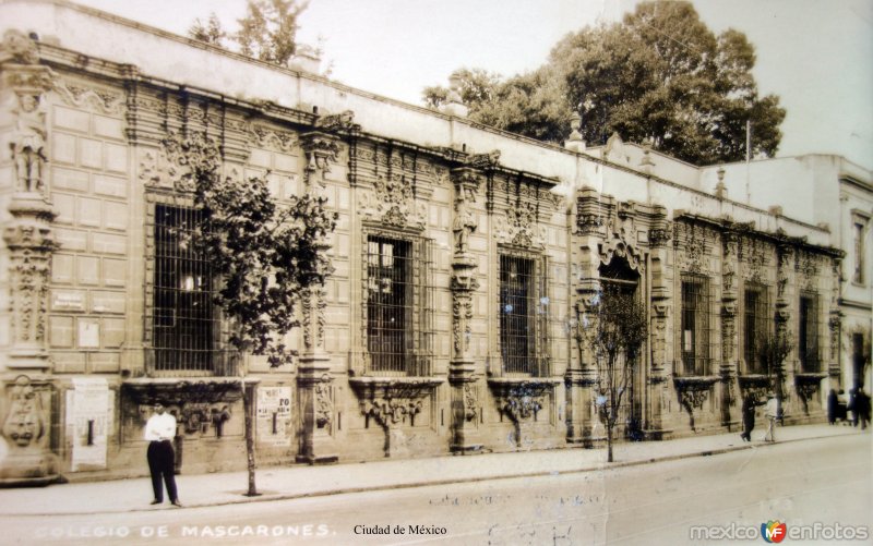 Colegio  de Mascarones ( Circulada el 1 de Octubre de 1929 ).