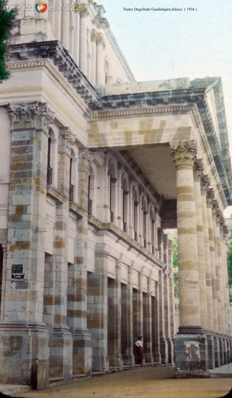 Teatro Degollado, por el fotógrafo T. Enami, de Yokohama, Japón (1934)