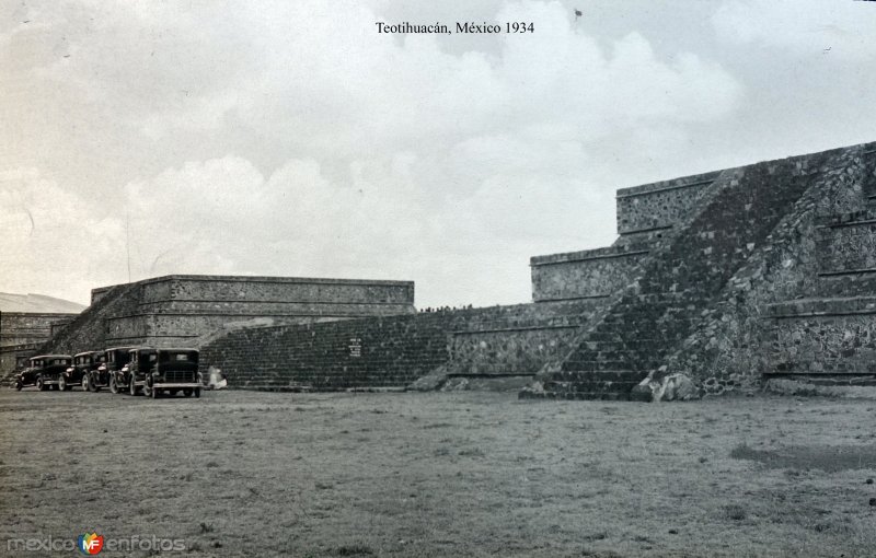 Las Piramides de Teotihuacán, por el fotógrafo T. Enami, de Yokohama, Japón (1934)