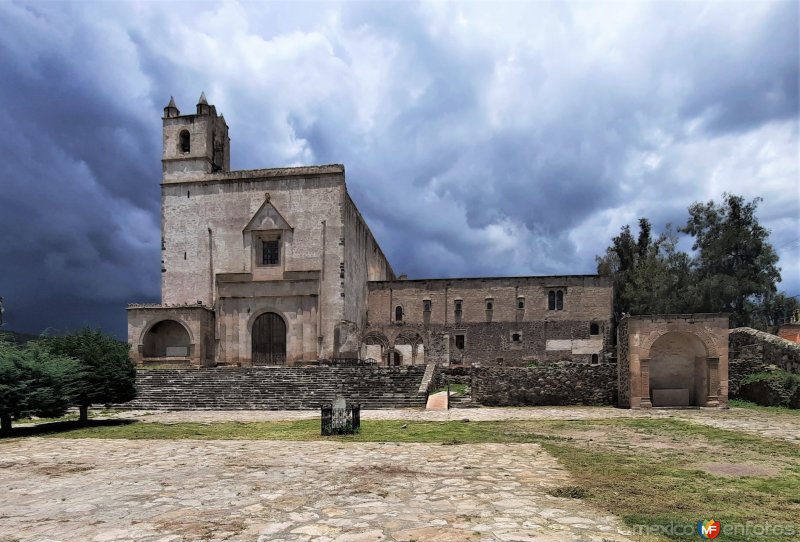 Templo y ex convento de San Andrés