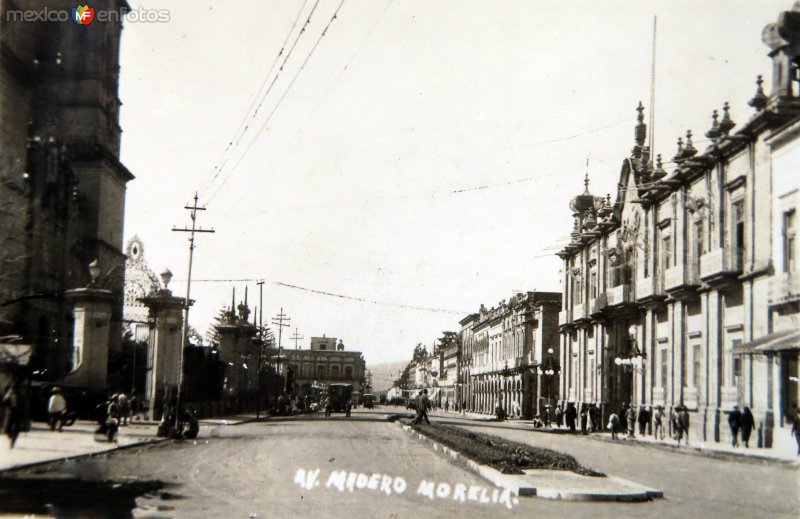 Avenida Madero. ( Circulada el 19 de Marzo de 1922 ).