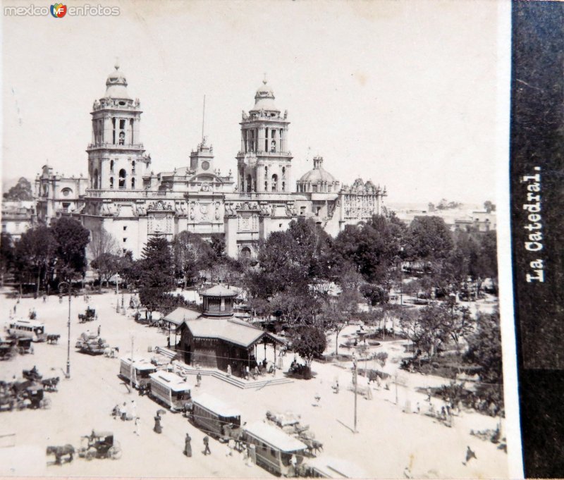 La Catedral por el Fotógrafo Abel Briquet.