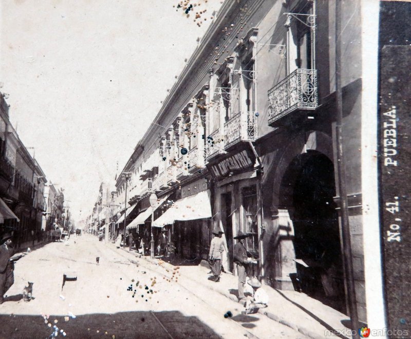 Calle de Guevara por el Fotógrafo Abel Briquet.