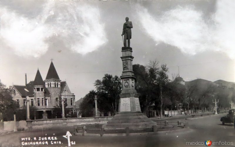 Monumento a Juarez.