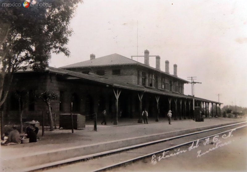 Estacion del Ferrocarril ( Circulada el 19 de Diciembre de 1927 ).