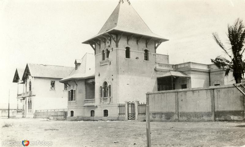 Casa del Sr. Abaunza, desctruida por el bombardeo estadounidense en la invasión de 1914