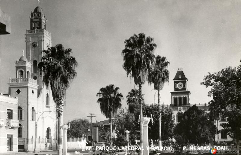 Plaza Principal, Catedral y Palacio Municipal