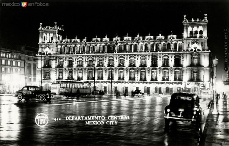 Palacio del Ayuntamiento, de noche