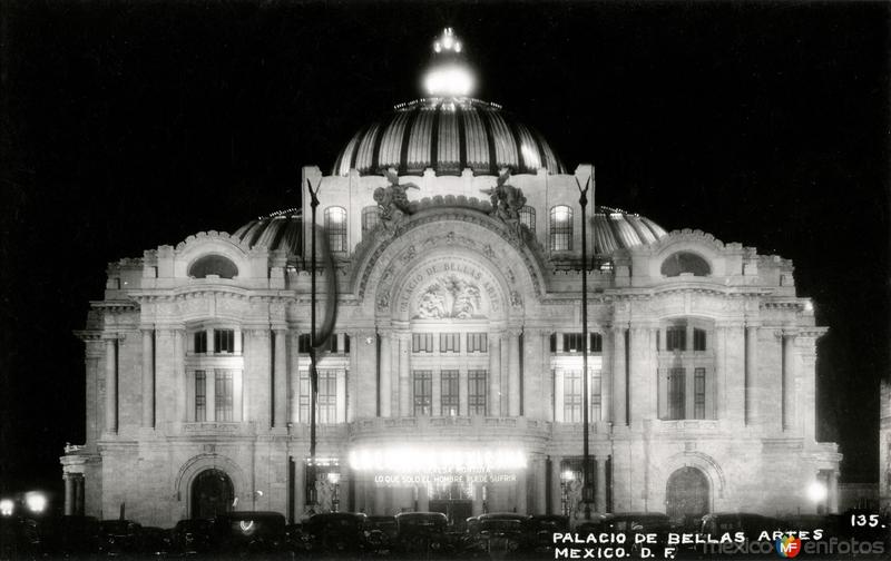 Palacio de Bellas Artes, vista nocturna