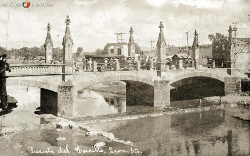 Fotos de León, Guanajuato, México: Puente del Coecillo