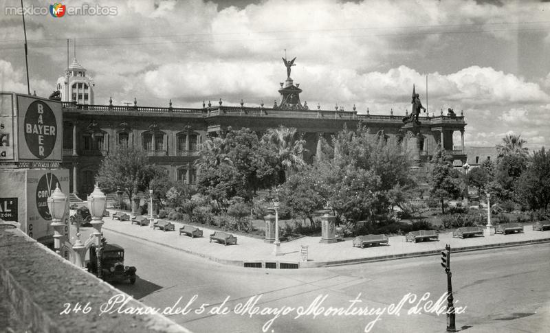 Fotos de Monterrey, Nuevo León, México: Plaza 5 de Mayo y Palacio de Gobierno