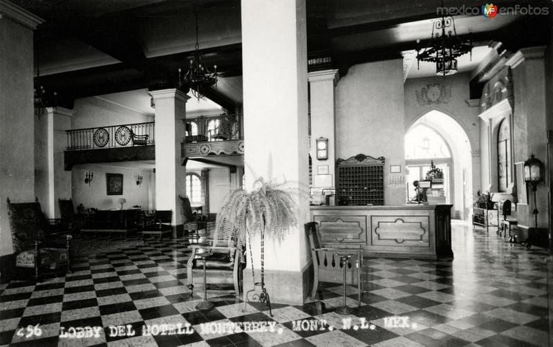 Lobby del Hotel Monterrey