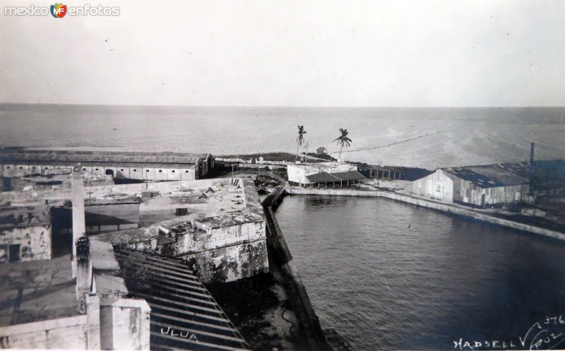 Castillo de San Juan de Ulua por el Fotógrafo  Walter E. Hadsell