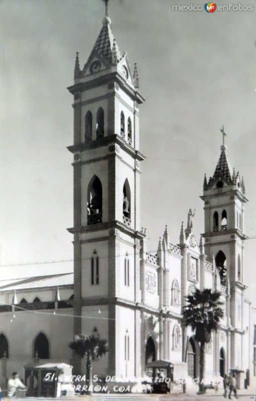Iglesia del Perpetuo Socorro. - Torreón, Coahuila (MX16408041224827)