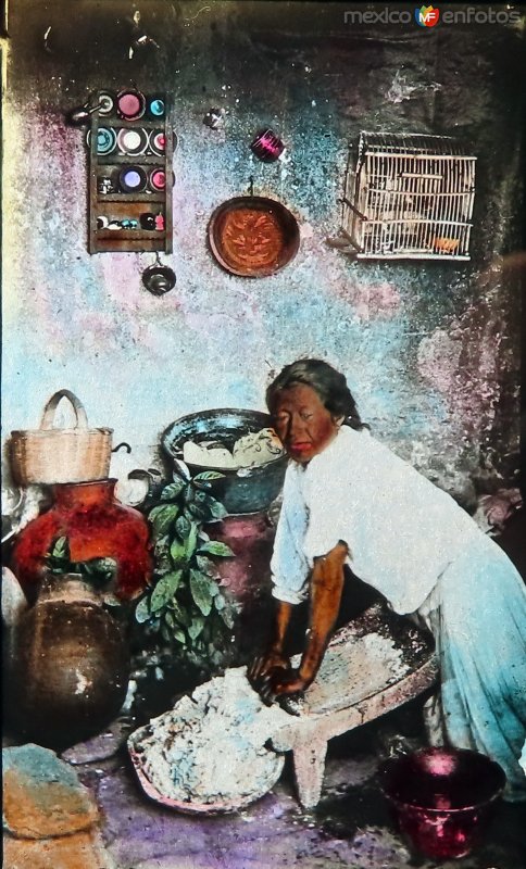 Tipos Mexicanos una tortillera por el Fotógrafo Charles B. Waite 1907.