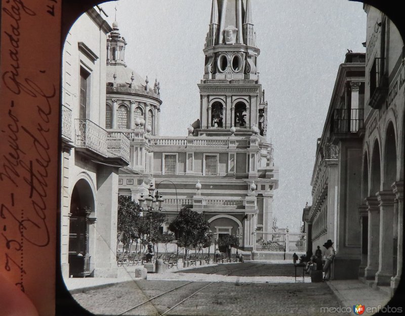 La Catedral por el fotografo William H. Rau..