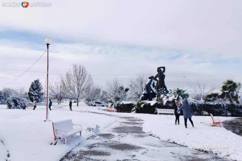 Monumento a las Piscadoras, ciudad Delicias Chihuahua.