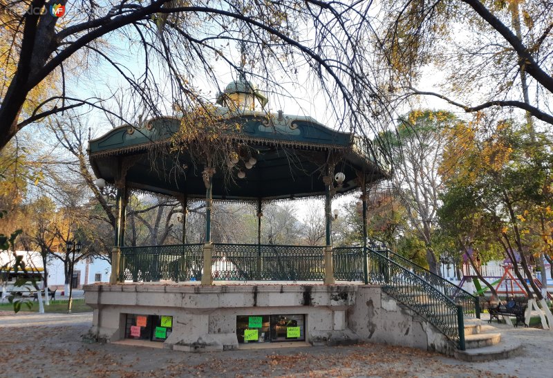 Quiosco en la Plaza Juárez