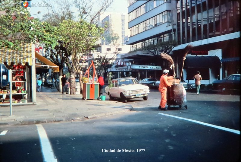 Escena callejera 1977.