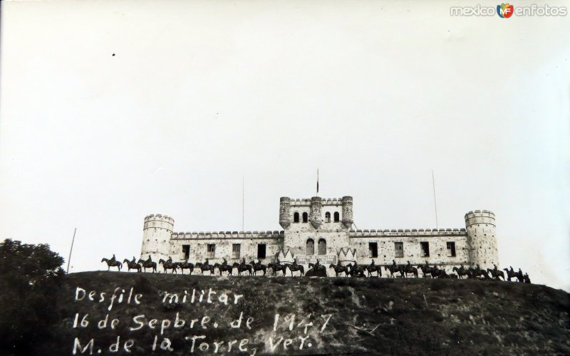 Desfile Militar ( Fechada el 16 de Septiembre de 1947 ).