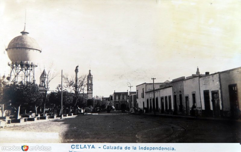 Calzada de La Independencia. ( Circulada el 3 de Enero de 1921 ).