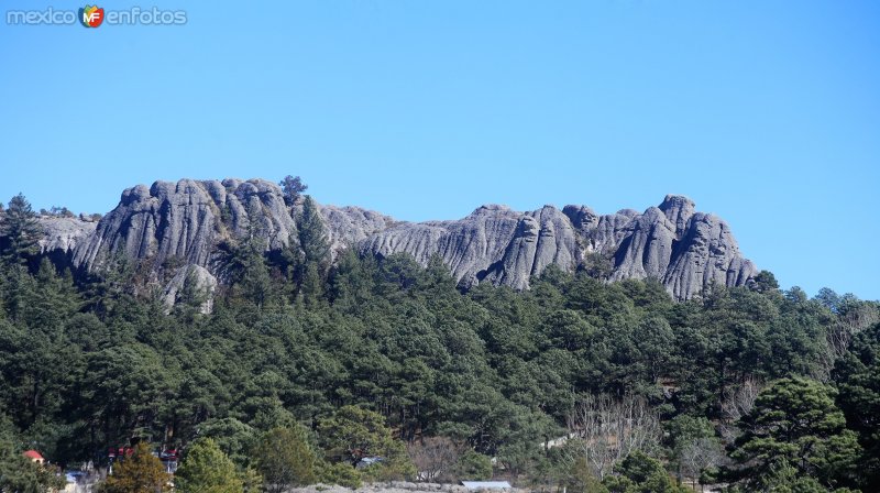 Paisaje rocoso cerca de Creel